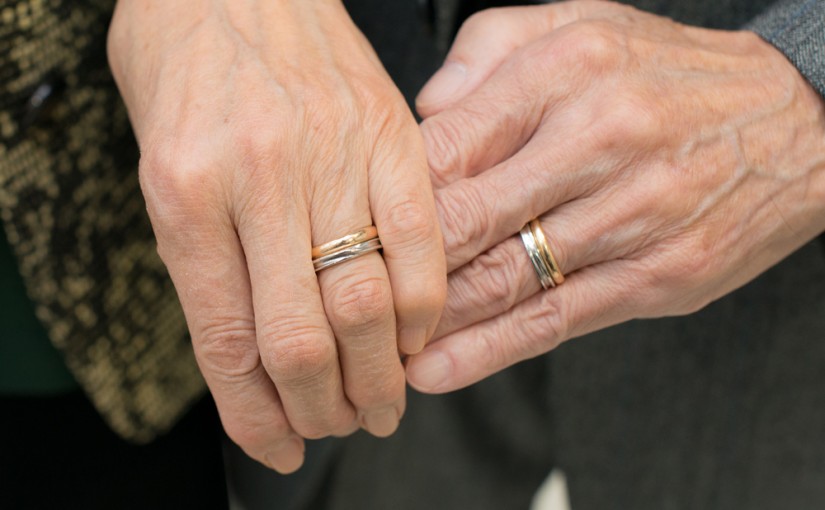 ５０年前と５０年後の結婚指輪